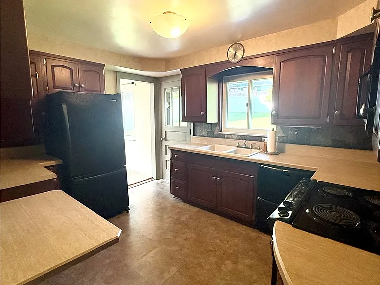 1816 Park Circle Dr — Photo 14