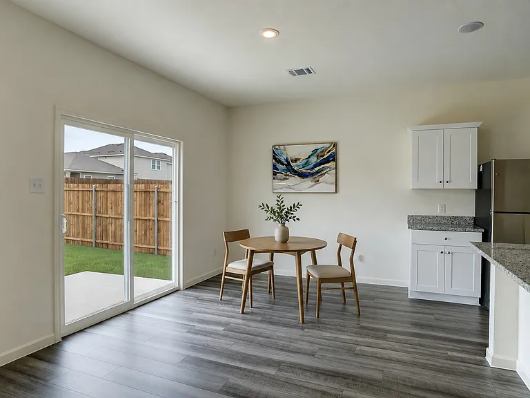 616 Cherry Creek Ln — Photo 1