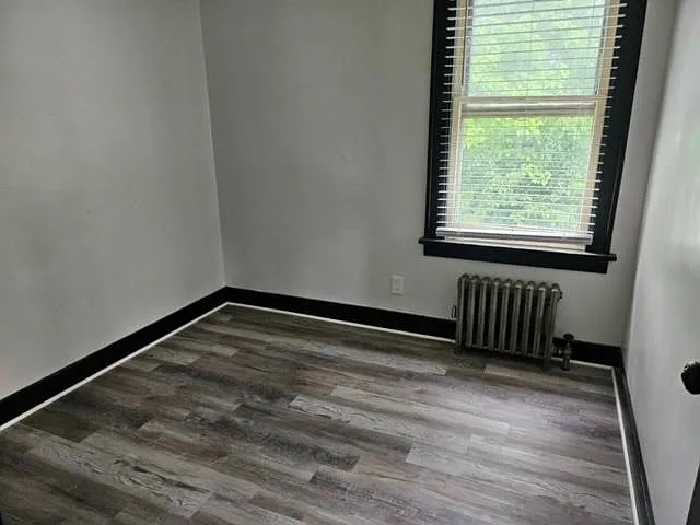 947 Maple Ave — Photo 7