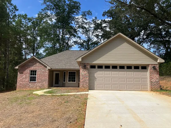 31 Indian Creek Rd, Fulton, MS 38843