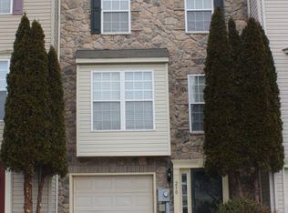 250 Country Ridge Dr, Red Lion, PA 17356