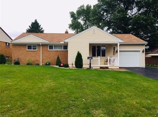 2694 San Pedro Dr, Youngstown, OH