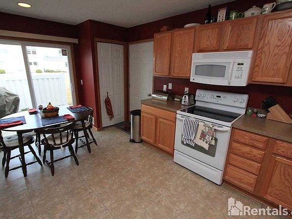 2nd image of 4860 149th St N Unit 5