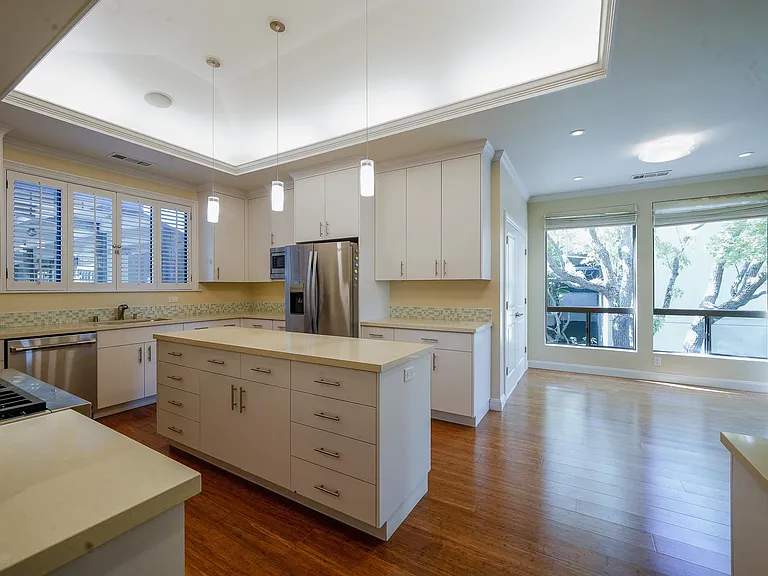32 Mansion Ct #821 — Photo 5