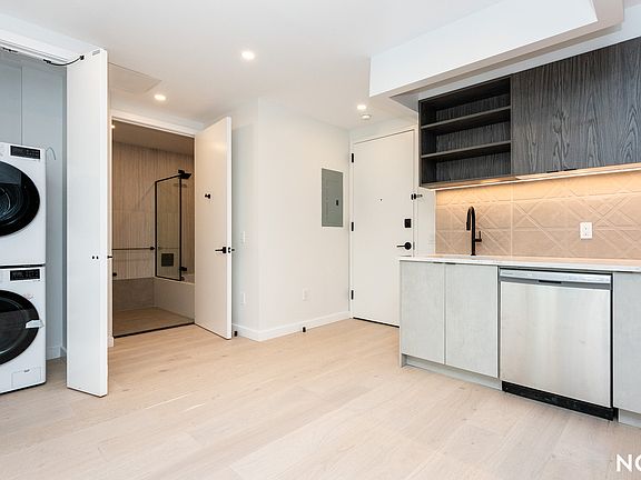 5th image of 37-25 32nd St #2G
