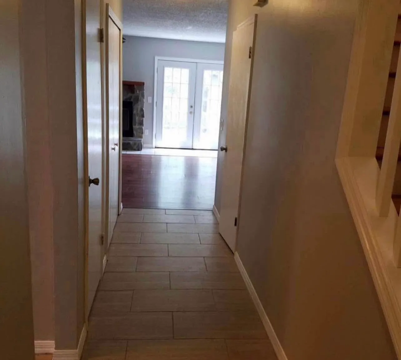 12052 Cobblewood Ln N — Photo 3
