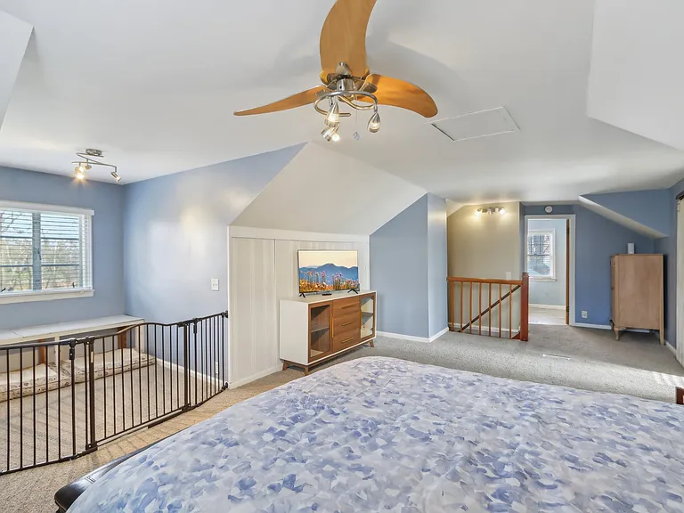 4111 E Pleasant Run Parkway South Dr — Photo 28