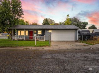 420 Oak Ct, Mountain Home, ID 83647