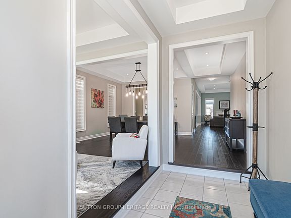 3rd image of 10 Beaverdams Dr