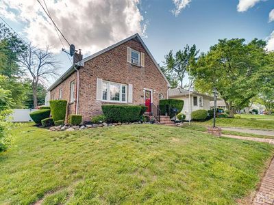 671 Barron Ave, Woodbridge, NJ, 07095