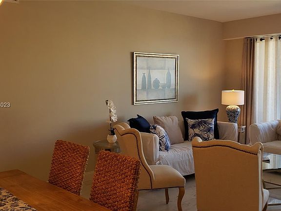 3rd image of 201 Crandon Blvd APT 1028