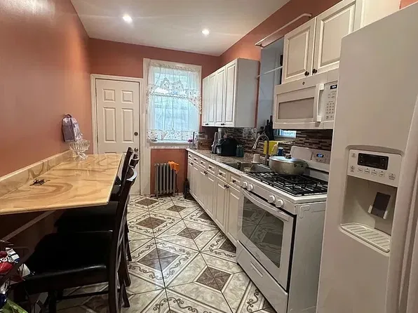 2672 Bainbridge Ave #2, Bronx, NY 10458
