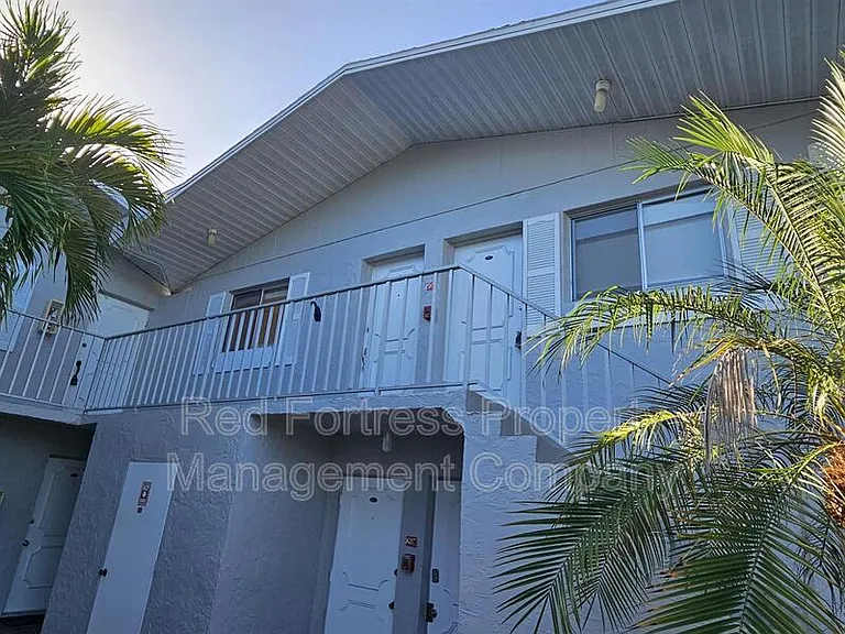 8127 Country Rd #206 — Photo 2