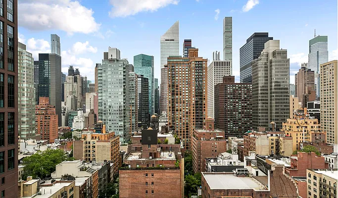 Sold by Platinum Properties | media 10