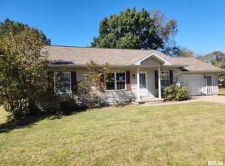 714 Mulberry St, Goreville, IL 62939
