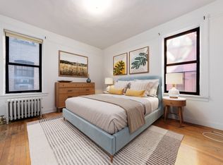 2541 30th Rd APT 4A, Astoria, NY 11102