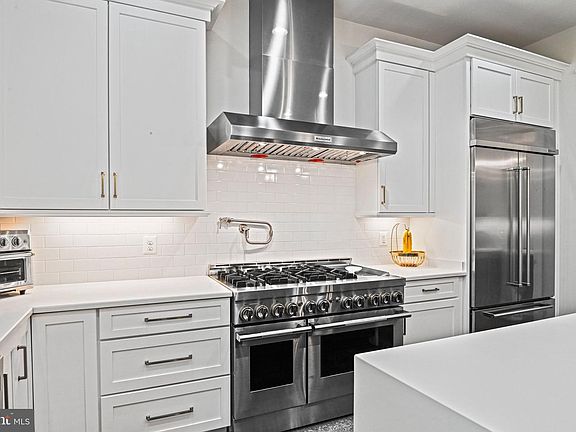 4th image of 1416 Ross Dr SW