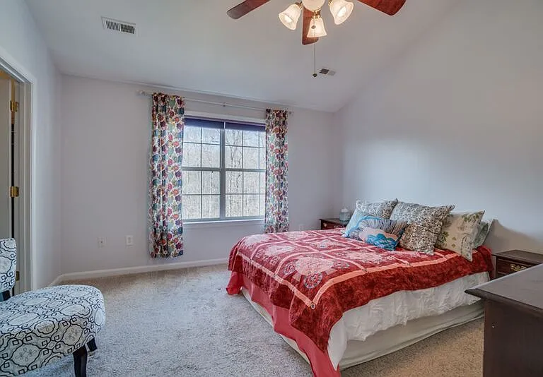 206 Dundee Pl — Photo 26