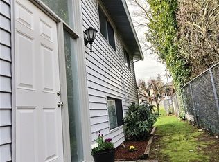 3533 S Kenyon St, Seattle, WA 98118