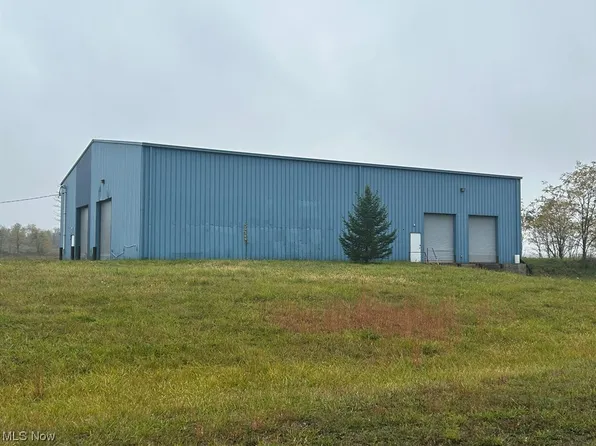 45400 Singer Rd, Saint Clairsville, OH 43950