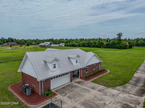 15189 NW Columbus Dr, Altha, FL 32421