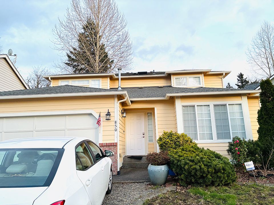 1st image of 850 Bremerton Ave NE
