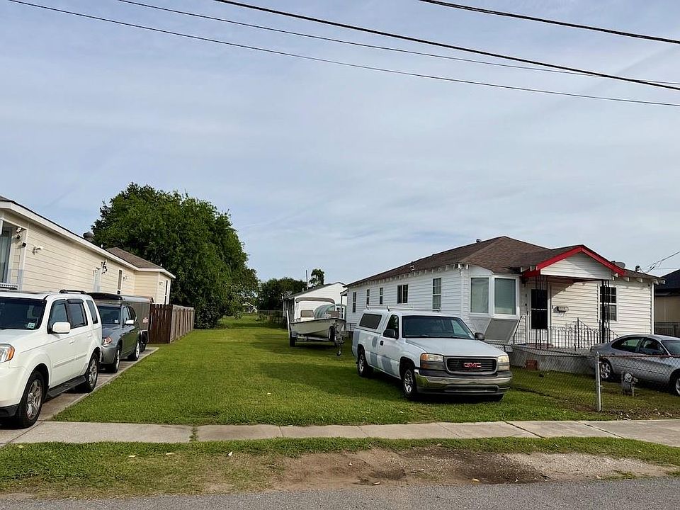 1st image of 24th St