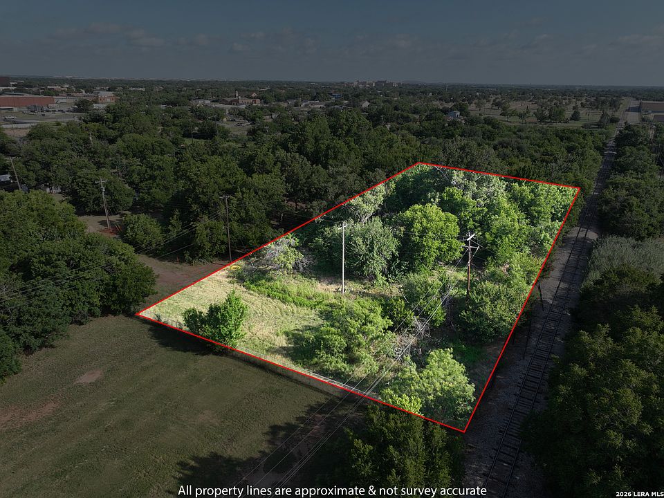 1st image of 210 N 3rd LOT 1