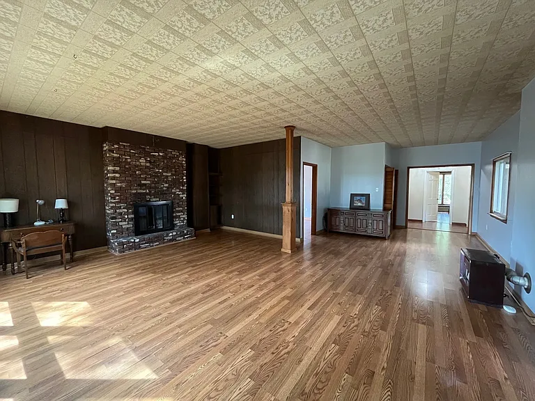 1816 Buena Vista St #1 — Photo 31