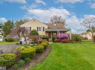 251 Crestview Rd, Hatboro, PA 19040