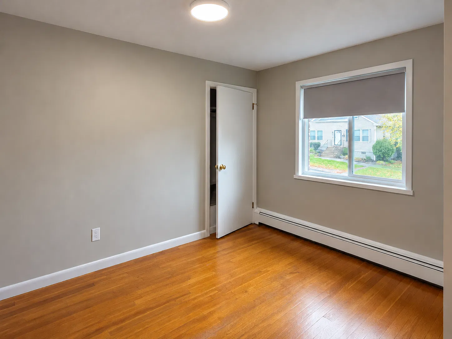 Furnished 1BR + Office Near Kent Hospital | Off-Street Parking, On-Site Laundry & Storage — Photo 2