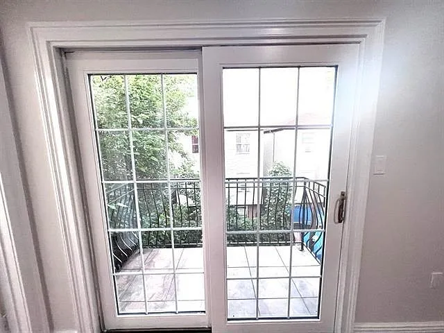268 Grant Ave #1 — Photo 31