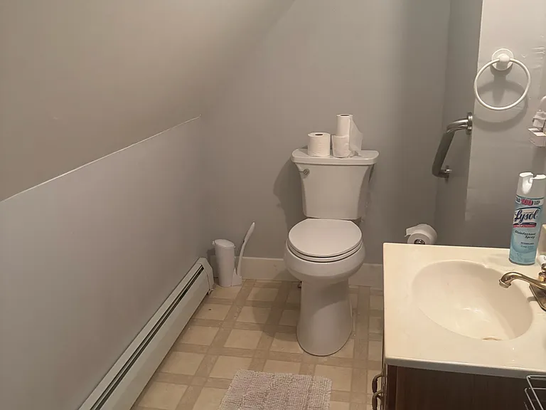 Clearview Ave — Photo 13