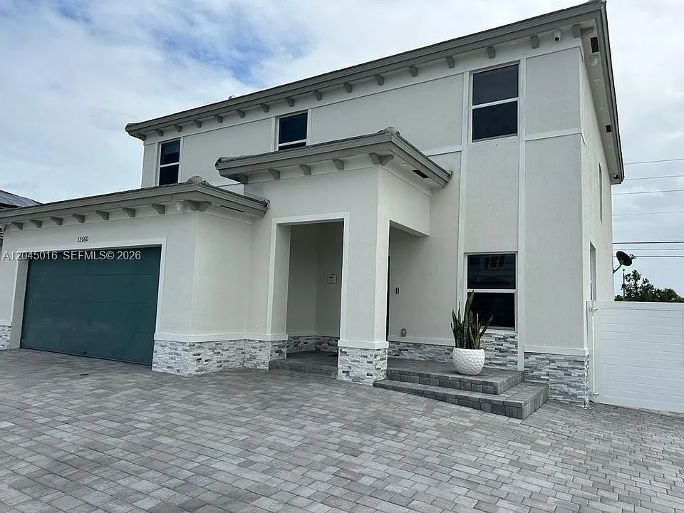 12760 SW 215th Ter