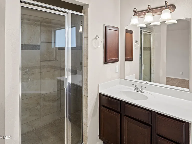 14432 Russell Borea Ave — Photo 21