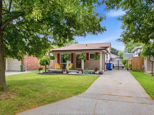 2509 Ellrose Ave, Windsor, ON N8W 5E8