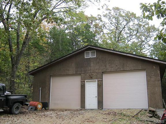 4th image of 115 Detmold School Ln