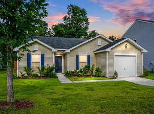 515 English Oak Cir, Moncks Corner, SC 29461