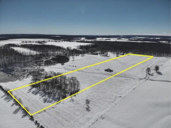 Kiefer Rd, Springboro, PA 16435