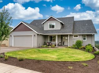 835 Chikamin Loop, Silverton, OR 97381