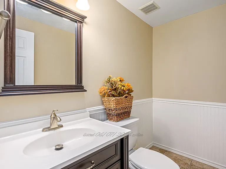 46180 Aisquith Ter — Photo 45