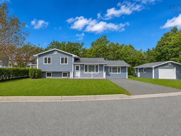 54 Acadia Dr, Sydney, NS B1P 3X7