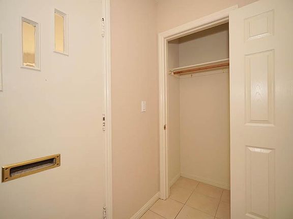 4th image of 532 Forest Ave #544