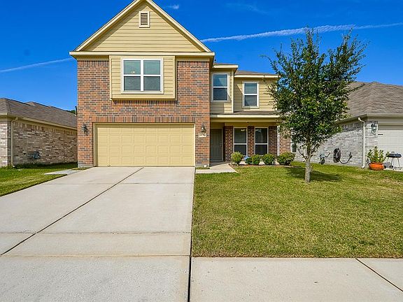 2nd image of 4835 Blue Spruce Hill St