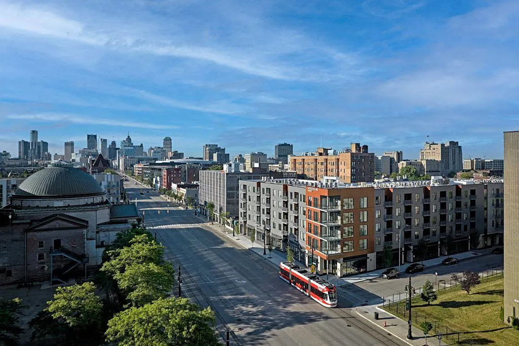 Woodward West — Photo 2