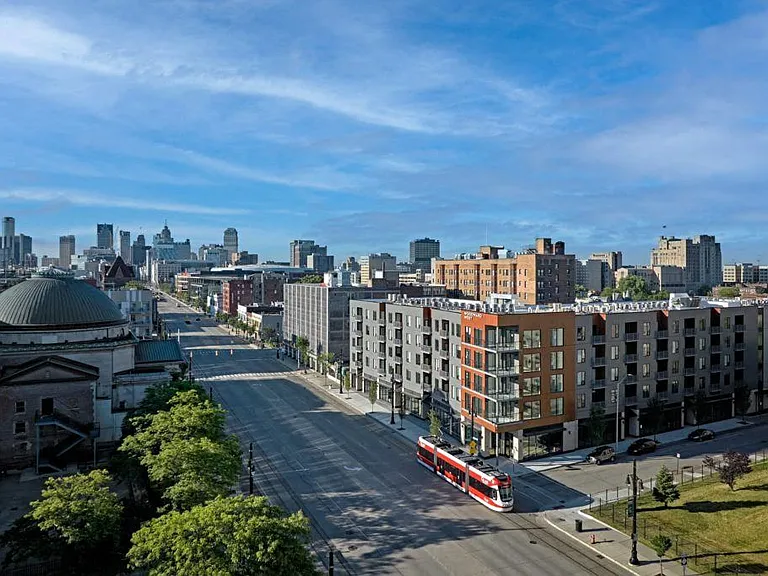 Woodward West — Photo 2