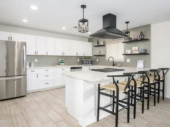 2114 W SAN JUAN Avenue, Phoenix, AZ 85015