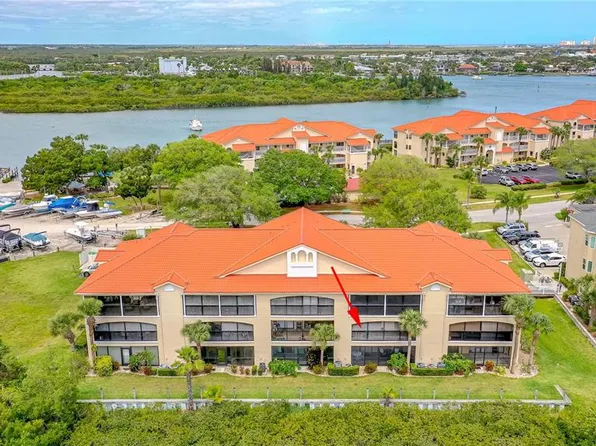 466 Bouchelle Dr APT 202, New Smyrna Beach, FL 32169