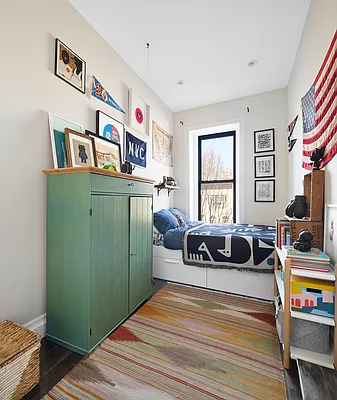 Sold by Compass | media 11