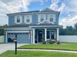 1317 Gentilly Ln, Zephyrhills, FL 33544